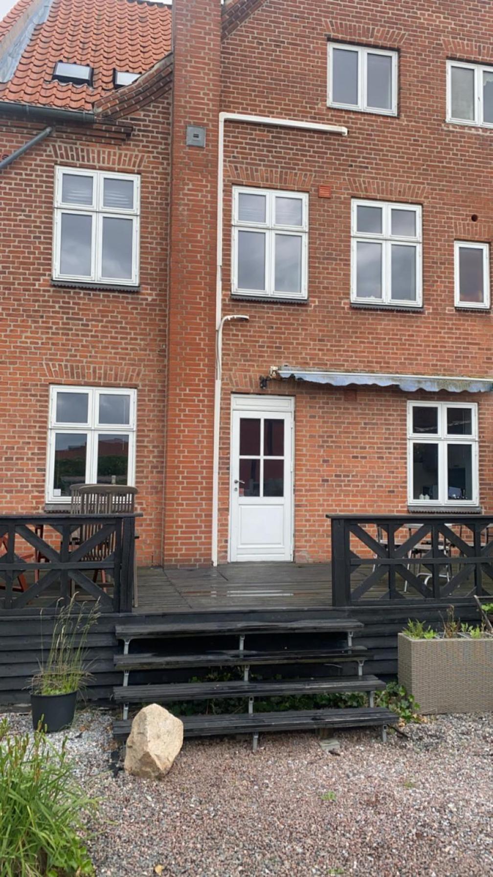 Byens Bed And Bath Bed & Breakfast Наксков Екстериор снимка